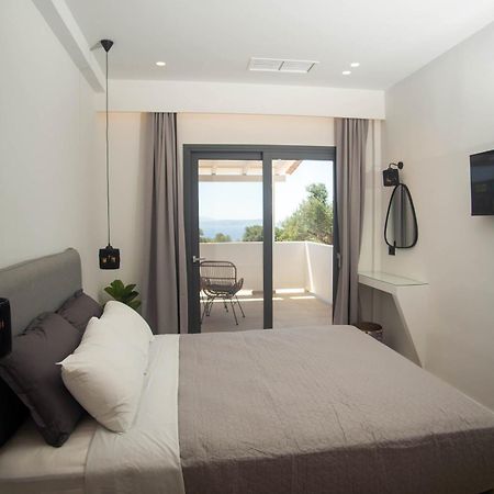 Marea Luxury Suites - Tramontana Koríthion Exterior foto